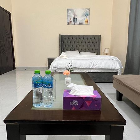 Cozy Private Studio Apartment Near Airport Abu Dhabi Buitenkant foto