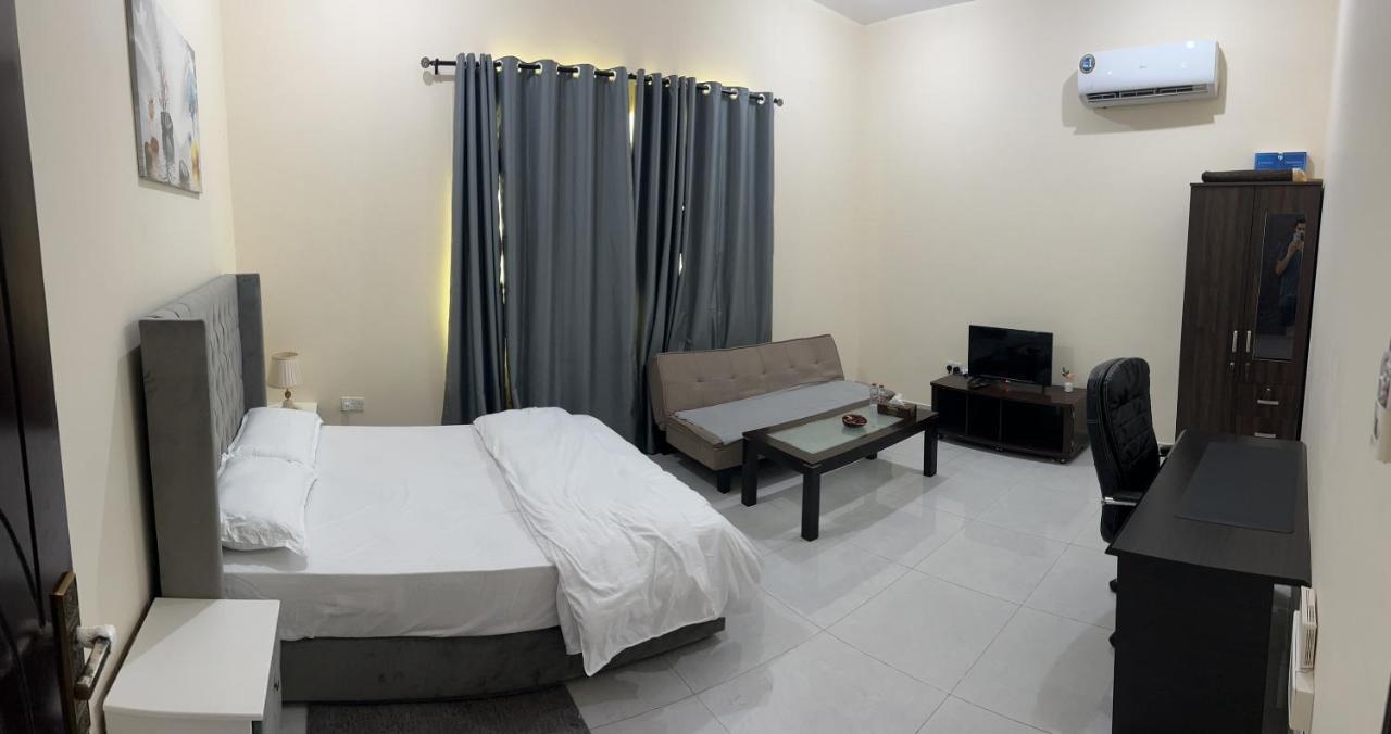 Cozy Private Studio Apartment Near Airport Abu Dhabi Buitenkant foto