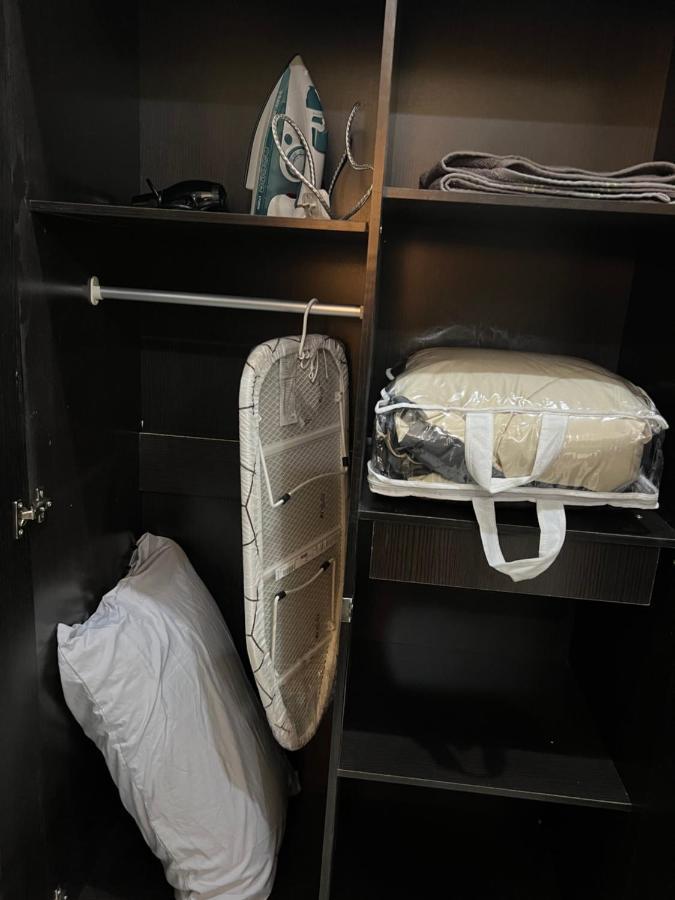 Cozy Private Studio Apartment Near Airport Abu Dhabi Buitenkant foto