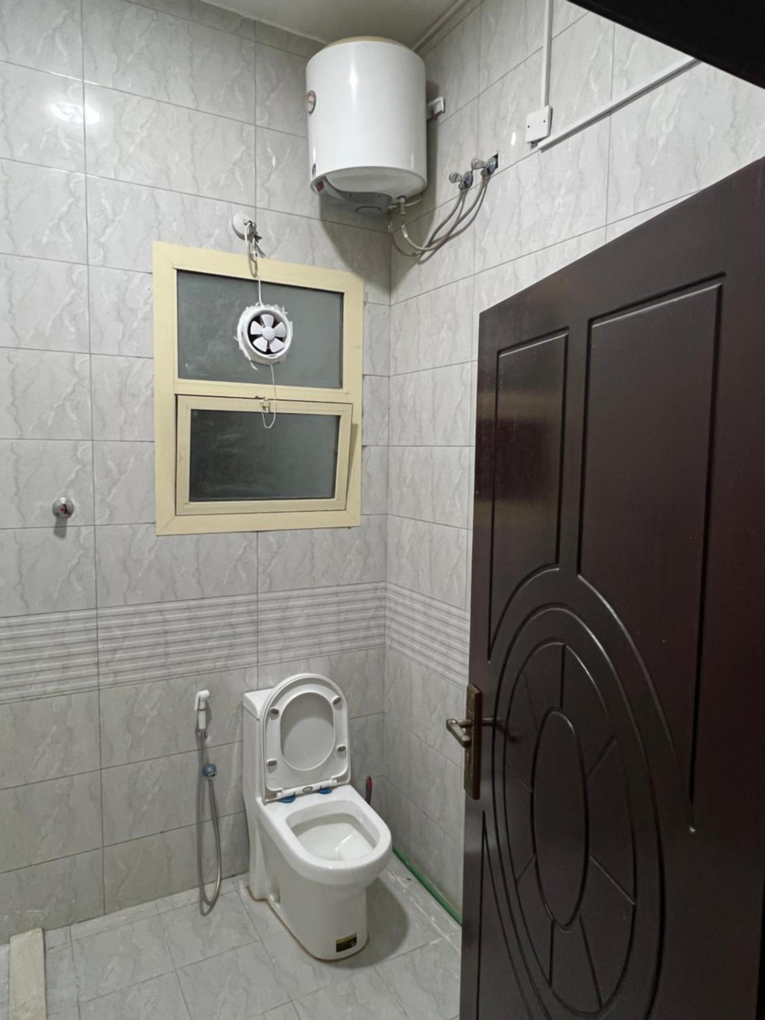 Cozy Private Studio Apartment Near Airport Abu Dhabi Buitenkant foto
